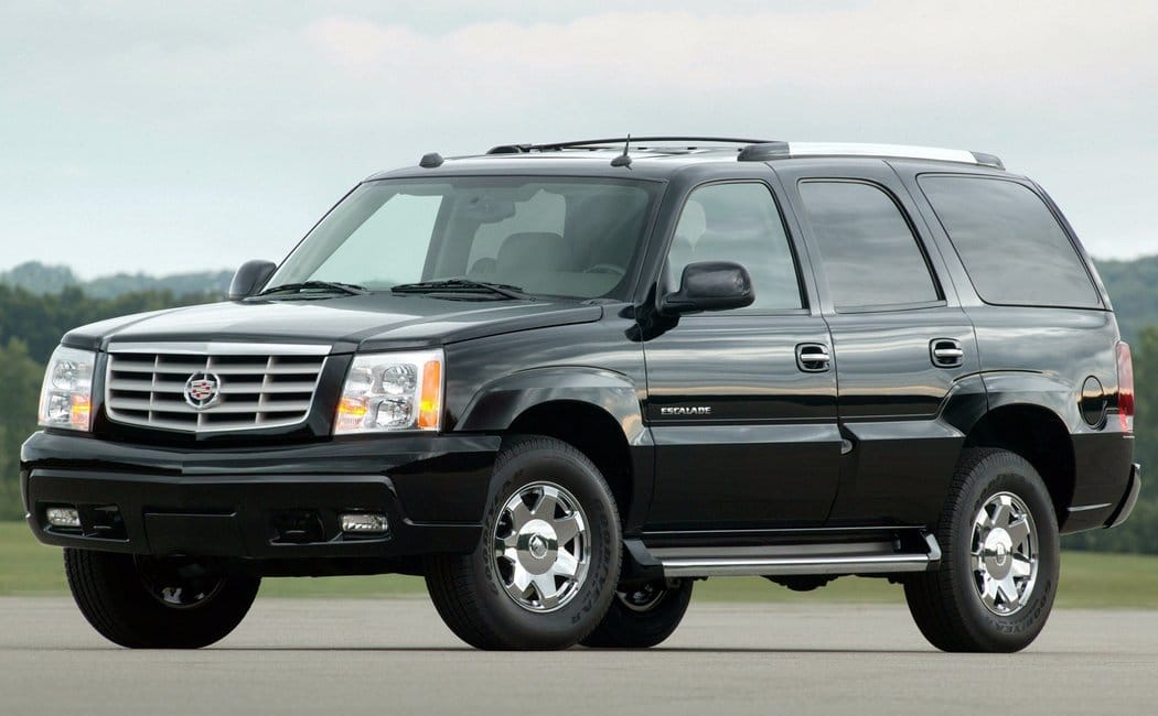 Cadillac Escalade II, 2001–2006